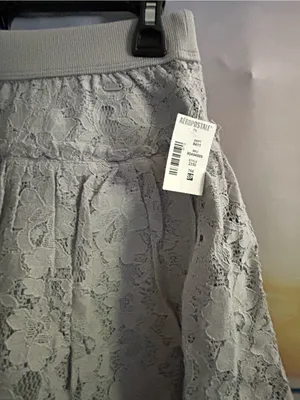 Aeropostale Womens Lace Tiered Mini Skirt Light Gray SM NWT thumbnail 3