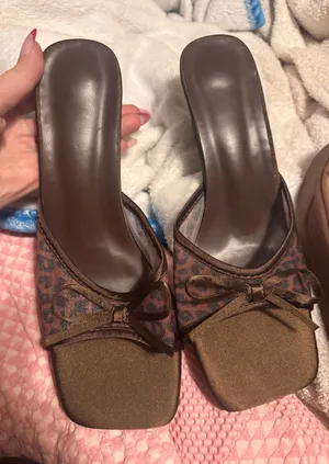 SHEIN heels thumbnail 1