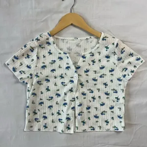 Blue Floral Cropped Button Front Baby Tee Cardigan Top Women's Small Cottage thumbnail 6