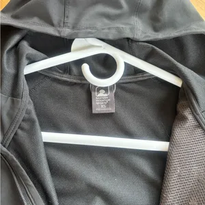 Eastern Mountain Sports Black Hooded Softshell Jacket thumbnail 2