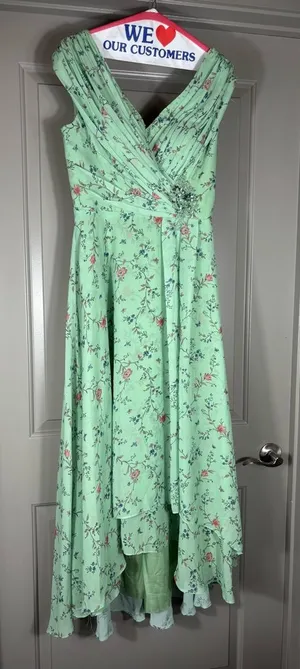 NWT Mint Green Floral High Low Formal Dress Women’s US 8 Wedding Guest Prom thumbnail 1