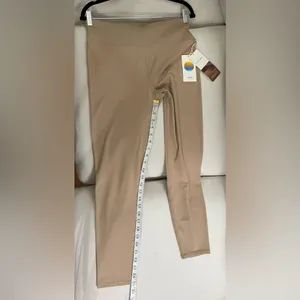 Vuori NWT Rib Studio High-Waisted Leggings Coconut Size M thumbnail 9