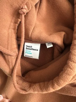 Aritzia TNA hoodie thumbnail 6