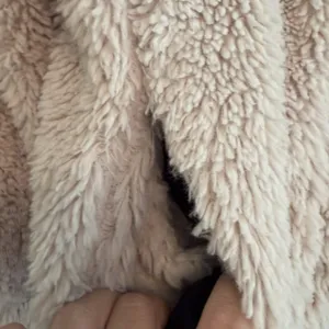 Thread Supply Ivory Soft Sherpa‎ Fuzzy Fleece Jacket Coat Black Trim small Snap thumbnail 3
