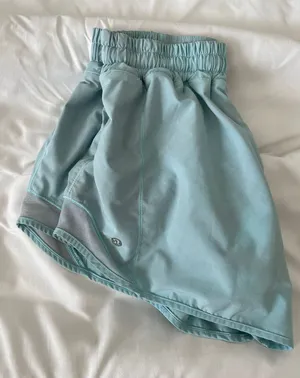 Lululemon Hotty Hot Shorts thumbnail 1