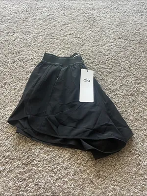 ALO Yoga Women's NWT Match Point Shorts thumbnail 3