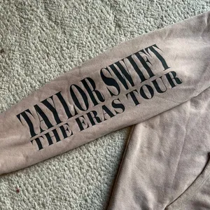 Taylor Swift Eras Tour beige Hoodie Women size XL concert merchandise thumbnail 6