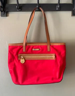 Michael Kors Purse thumbnail 1