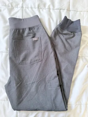 FIGS Jogger High-Waisted Scrub Pants thumbnail 3