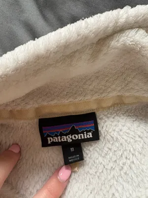 Patagonia Fleece Pullover thumbnail 3