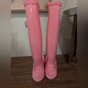 Seven7 brand. Womens Pink Glossy Rain Boots size 7 thumbnail 10