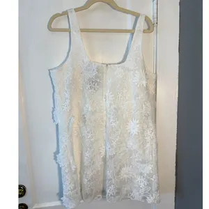 Zara Embroidered White Floral Dress Size Large NWT thumbnail 8