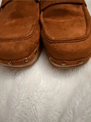 Natural Reflections Chestnut Suede Shearling-Lined Womens Mule Clogs thumbnail 2