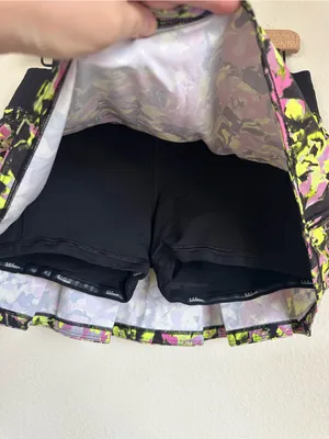 Lululemon Pace Rival Mid-Rise Skirt in Inflected Highlight Yellow Multi / Black thumbnail 5