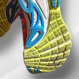 Saucony Athletic‎ Shoes thumbnail 6