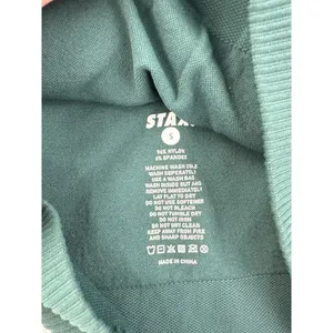 Stax - Bike Shorts & Racer Back Sports Bra in Green thumbnail 3