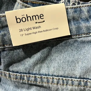 bohme 28” light wash 12 inch high-rise‎ bailloon crop C21 thumbnail 3
