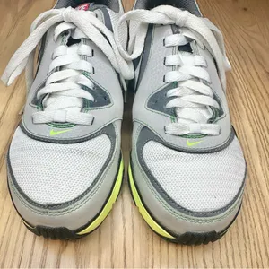 Nike Air Complete TR Training Shoe White Gray Sneaker Shoes Lime Accents Active thumbnail 4
