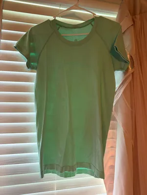 Lululemon Swiftly Tech thumbnail 1