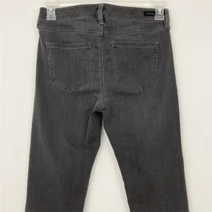 Liverpool Abby Skinny Silky Soft Jeans Size: 8 / 29 thumbnail 6