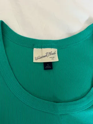 Universal Threads Green Tank Top thumbnail 2