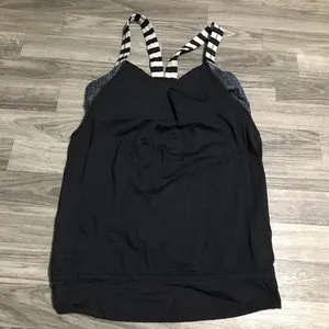 Lululemon Black and White built in bra; size 6 thumbnail 1