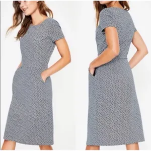 Boden‎ Pheobe Dress in Blue Grey Ditsy Floral Print Size 4 thumbnail 2