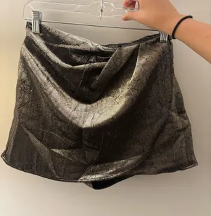 ZARA Mini Skirt XS Gold Women’s thumbnail 1