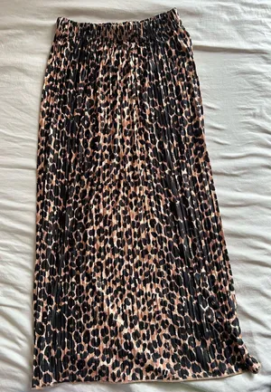 ZARA Skirt Midi thumbnail 1