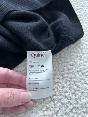 Quince Mongolian Cashmere V-Neck Sweater Black Size M thumbnail 13
