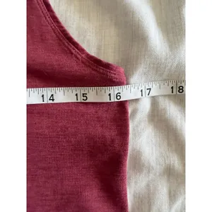 Vuori Lux Racerback Performance Tank Top Burgundy Women's Size Med Heathered thumbnail 4