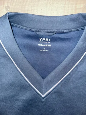 Abercrombie & Fitch Women’s YPB neoKNIT V-Neck size S thumbnail 4