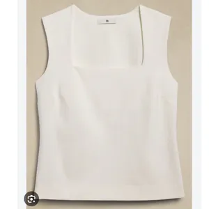 Banana Republic Everywhere Ponte Square Neck Top Cream Minimalist Model Off Duty thumbnail 2