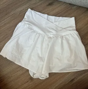 Aerie Crossover Shorts  thumbnail 1