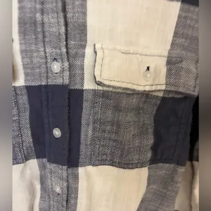 Woman’s American Eagle blue and white checkered flannel size medium thumbnail 2