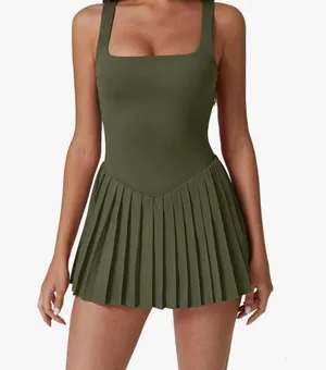Athletic dress Green Size L thumbnail 1