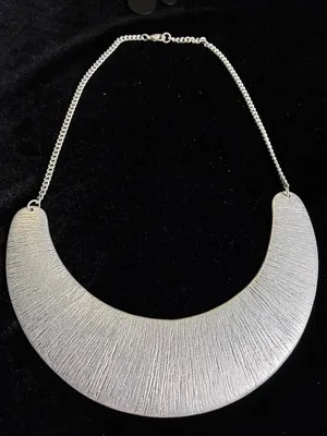 Silver thumbnail 1