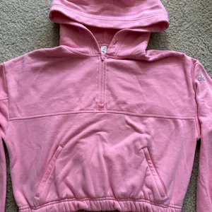 ALO Stadium Half Zip Hoodie in Macaron Pink thumbnail 4