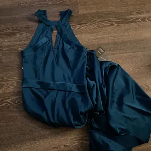 Anthropologie NWT LIV FOSTER CUTOUT HALTER GOWN WITH FAUX WRAP DETAILS IN PEACOCK. Size 6 thumbnail 6