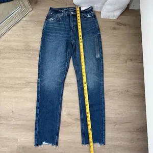 American Eagle Women's Medium Wash Mom Denim Jean thumbnail 5