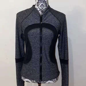 Lululemon Athletica Reversible Find Your Bliss Jacket Size 6 thumbnail 3