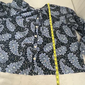 Collection tie-sleeve button-front top in Ratti® Pacific paisley XXL thumbnail 11