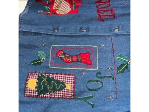 Vintage Jean Shirt Denim Shirt Holiday Embroidery Christmas Cottagecore 90s thumbnail 8
