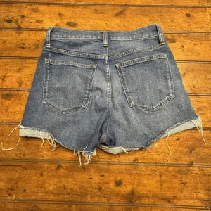 Madewell Blue Denim‎ Relaxed Distressed High Rise Shorts Size 27 thumbnail 2