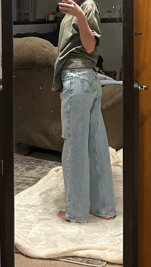 Levi’s Low Loose Jeans thumbnail 4