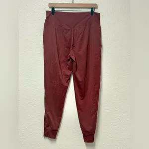 SAGE COLLECTIVE Burgundy Joggers Size Large thumbnail 5