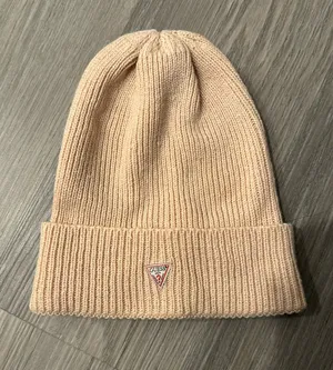 Guess Beanie thumbnail 1