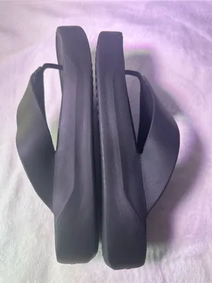 CROCS Black Platform Thong Sandals for Women thumbnail 9