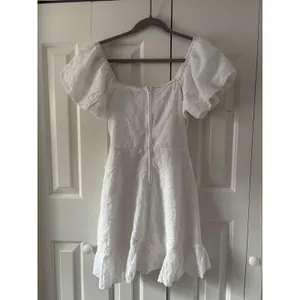 Trixxi White Puff Sleeve Eyelet Dress M thumbnail 7