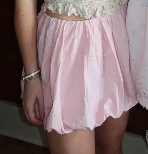 Forever 21 pink bubble skirt thumbnail 1